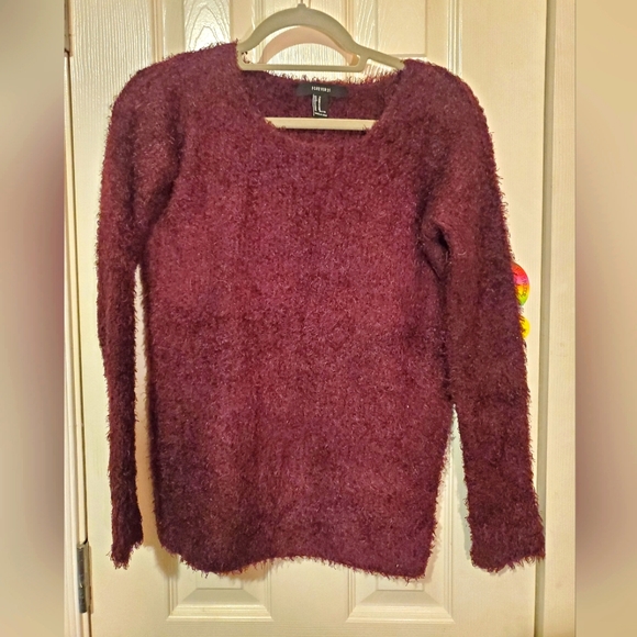 Forever 21 Sweater - Picture 1 of 1